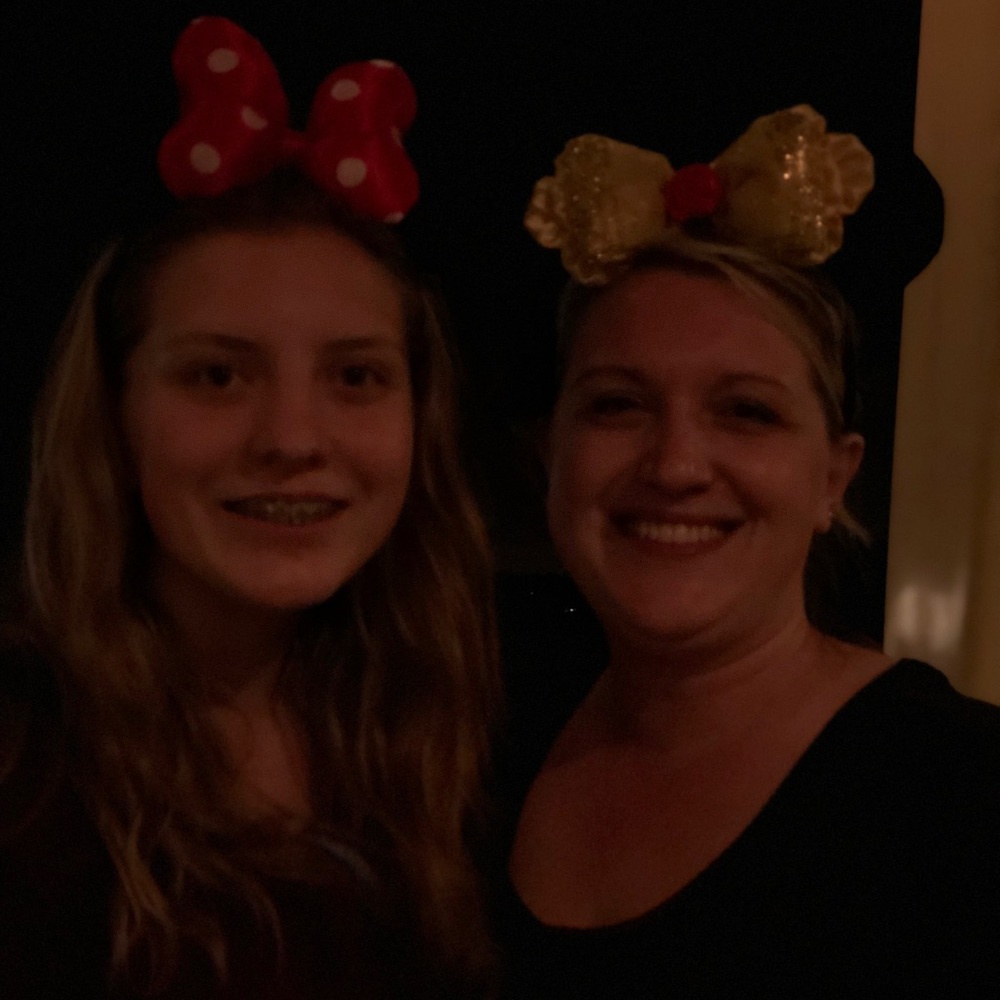 Meet your Posher, Leah